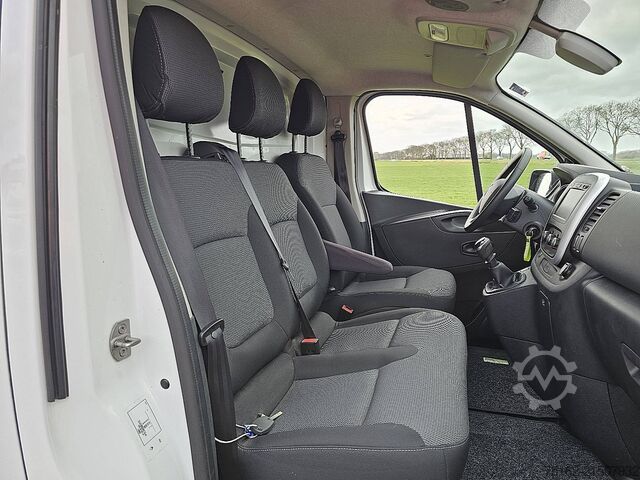 Bestelauto RENAULT TRAFIC 2.0 DCI L2H1 2xZijdeur Navi!