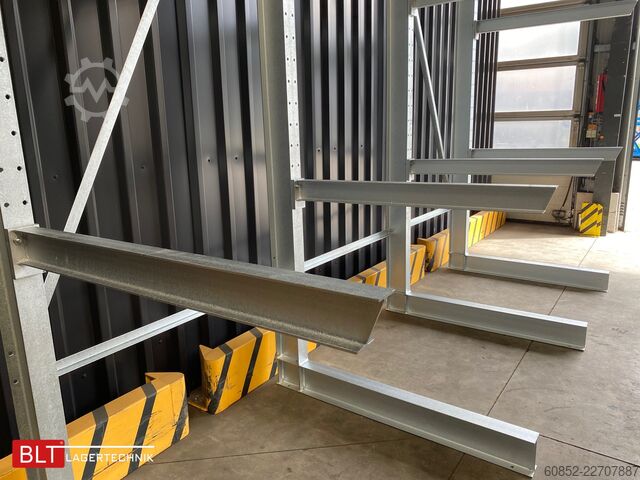 Draagarmrek ca. 4,02 lfm. Kragarmregal H: 416 cm T: 137 cm , 750 kg/Arm , 4 Lagerebenen