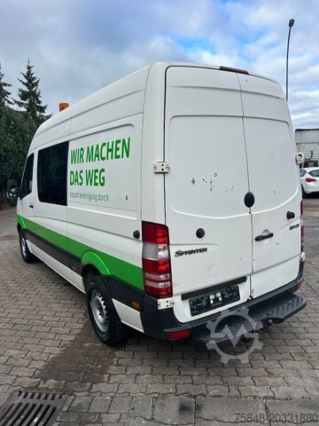 Højt tag varevogn MERCEDES-BENZ DB 310D  5 Sitzer