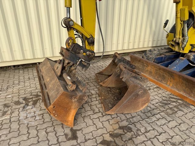 Minikotró KUBOTA KX080-4 / ZSA / 3 x Löffel / VAH / Deutsch