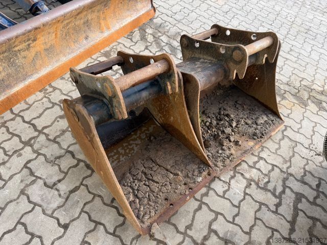 Minikotró KUBOTA KX080-4 / ZSA / 3 x Löffel / VAH / Deutsch