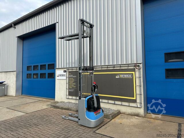 VS-22442 Compact electric stacker Still EXV10 year 2018 STILL EXV10