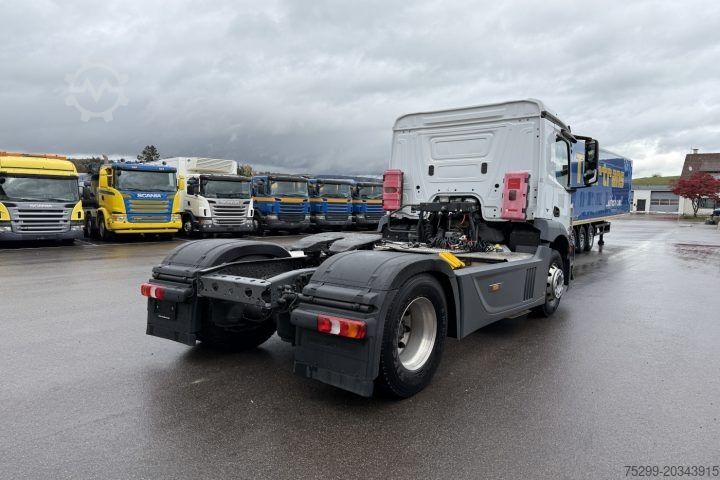 Standardowy ciągnik siodłowy Mercedes-Benz Antos 1843 4x2 ADR Retarder / Swiss-Vehicle