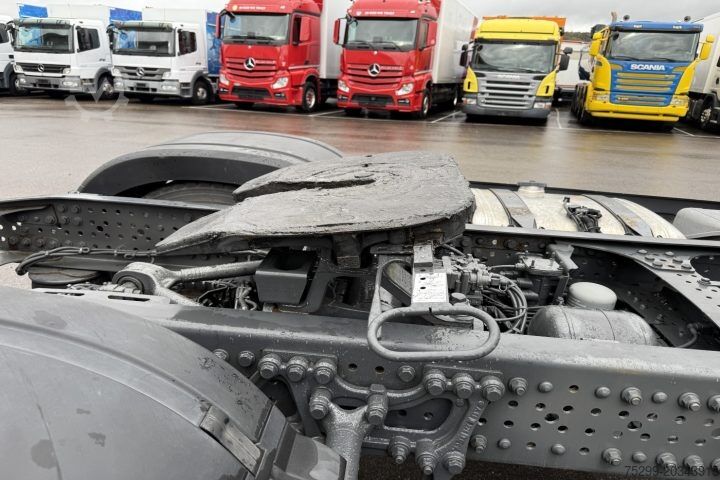 Standard tractor unit Mercedes-Benz Antos 1843 4x2 ADR Retarder / Swiss-Vehicle