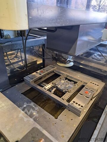 Drátová elektroerozivní řezačka Mitsubishi FA 20 S ADV