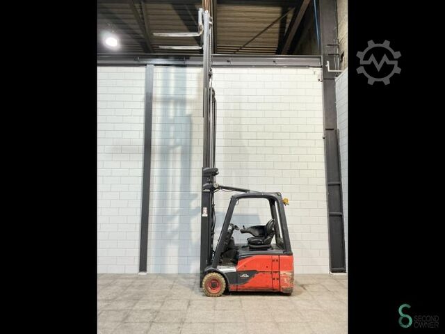 Empilhador Linde E16-02