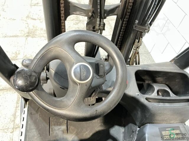 Empilhador Linde E16-02