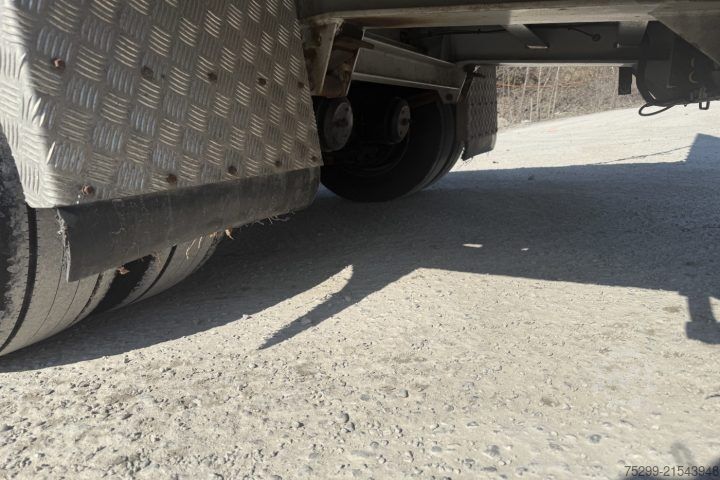 Remorque porte-engins surbaissée Schwarzmüller AZ Tieflader / Swiss-Vehicle