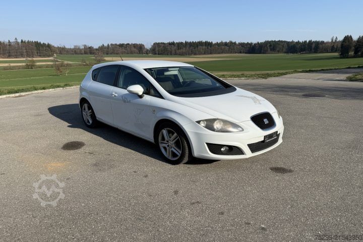 Fourgon personnalisé  Leon 1.4 TSI /  Swiss-Vehicle