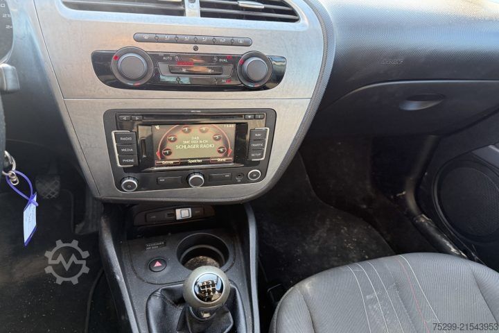 Fourgon personnalisé  Leon 1.4 TSI /  Swiss-Vehicle