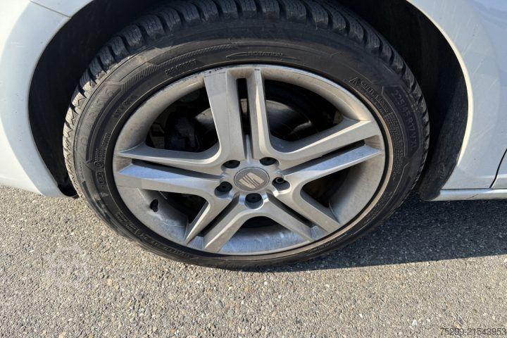 Fourgon personnalisé  Leon 1.4 TSI /  Swiss-Vehicle