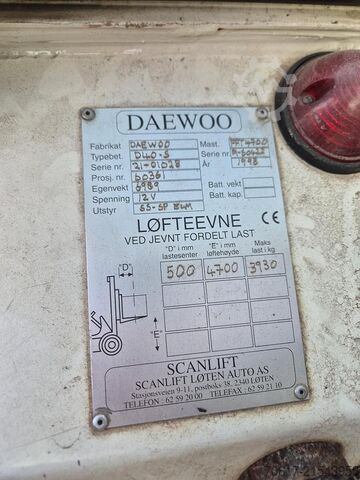 Deawoo Ds40s 4.0t diesel triplex Deawoo Ds40s 4.0t diesel triplex