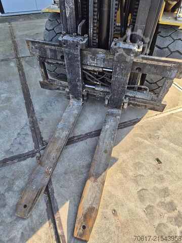 Deawoo Ds40s 4.0t diesel triplex Deawoo Ds40s 4.0t diesel triplex