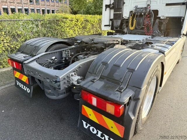 Standaard-SZM Volvo FH 500 Globetrotter / 2 x Tank / Euro6