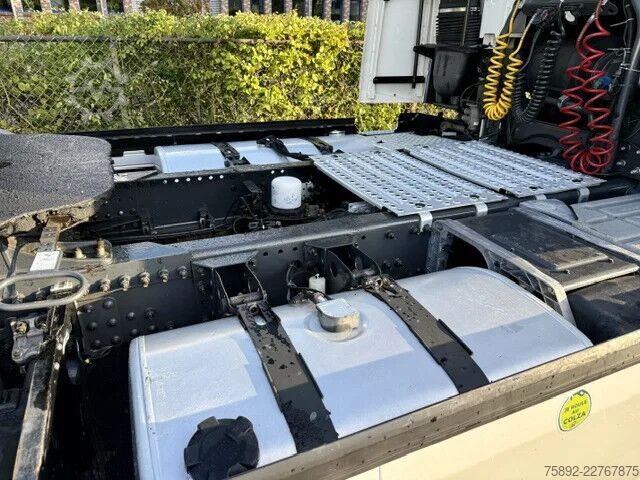 Standaard-SZM Volvo FH 500 Globetrotter / 2 x Tank / Euro6