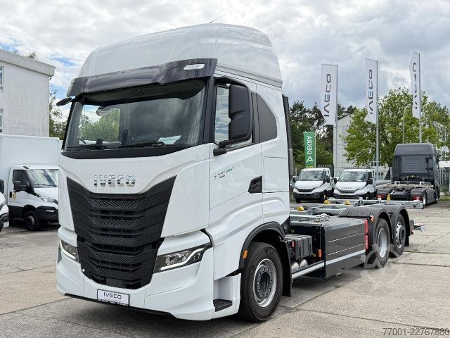 Camion con cassone intercambiabile IVECO AS260S46Y/FS CM CNG