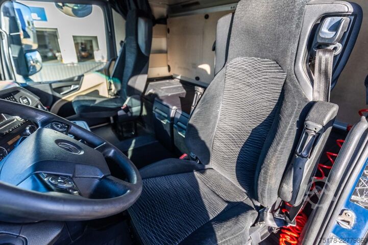 Podvozek s kabinou Mercedes-Benz ACTROS 2548