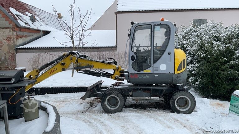 Koparka kołowa Wacker Neuson 6503 with 3 excavator buckets