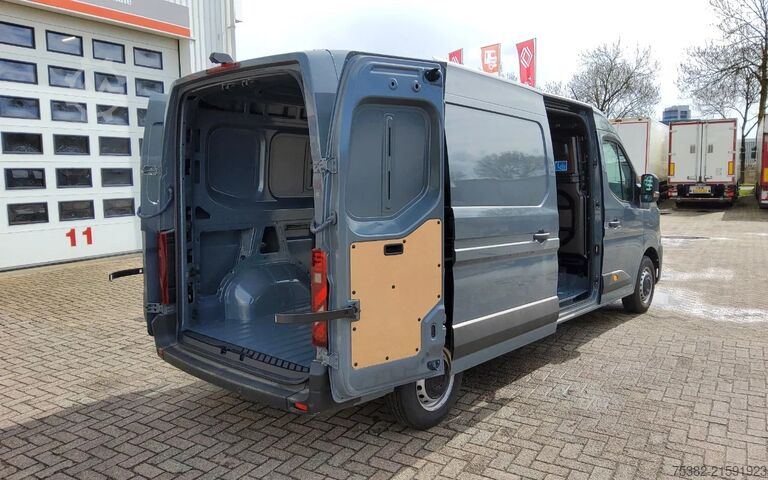 Furgon blaszak Renault Master 170.35  EURO 6  L3H2 GESLOTEN - 610 - UR...