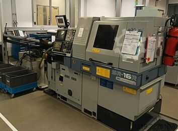 CNC soustruh švýcarského typu STAR Micronics SR-16 R