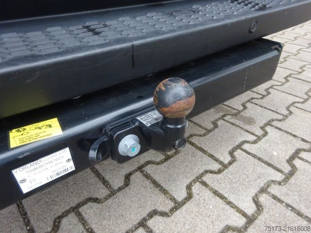 High top van IVECO Daily Kasten 35 S 16A8 V 156PS ACC AHK Luftfed.