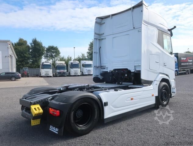 Tracteur routier standard DAF XG+ 530 Intarder Standklima Navigation Leder