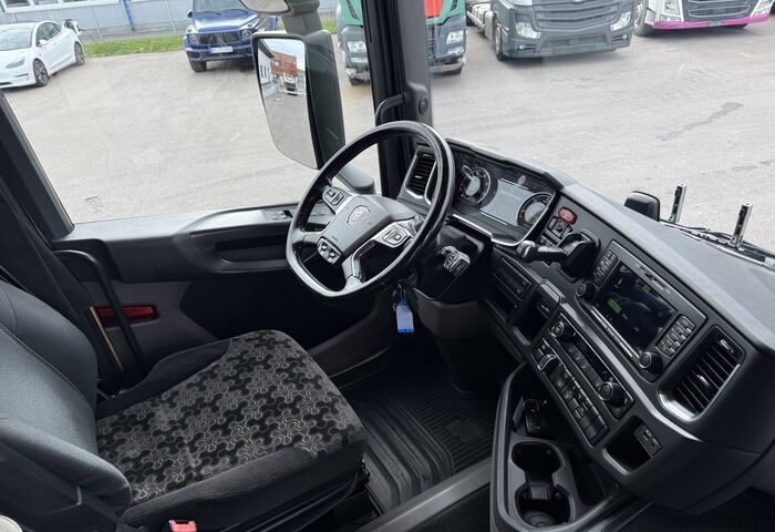 Τυπική μονάδα τράκτορα Scania R 450 A 4x2 Retarder / Swiss-Vehicle