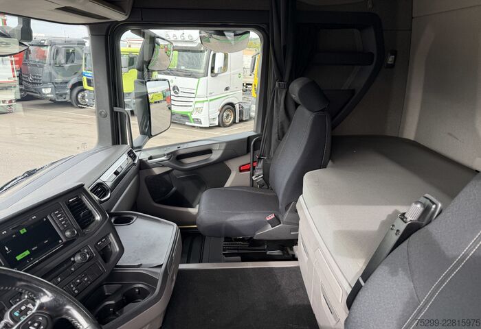 Τυπική μονάδα τράκτορα Scania R 450 A 4x2 Retarder / Swiss-Vehicle