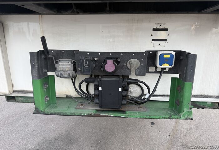 Semi-remorque frigorifique  TKS 24 Carrier 1850 / Swiss-Vehicle