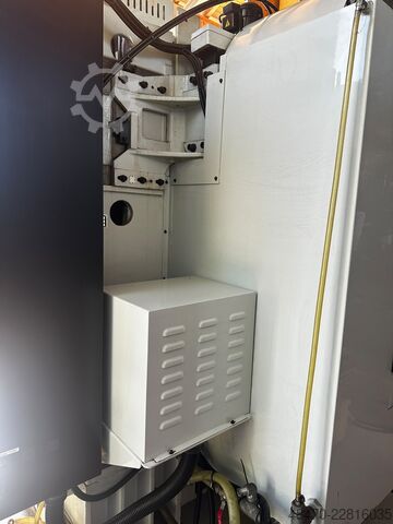 Verticale bewerkingscentrum HURCO VMX30t