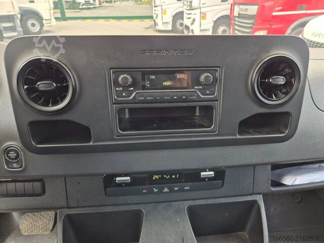 Box truck Mercedes-Benz Sprinter 314 CDI