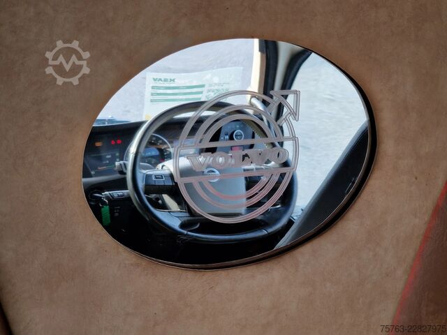 Μεταφορά βοοειδών Volvo FH 13.500 Globetrotter 8x2*6 - 3 deck livestock...
