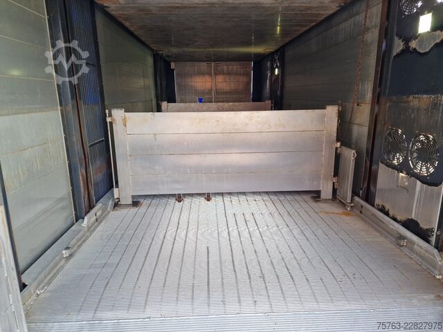 Μεταφορά βοοειδών Volvo FH 13.500 Globetrotter 8x2*6 - 3 deck livestock...