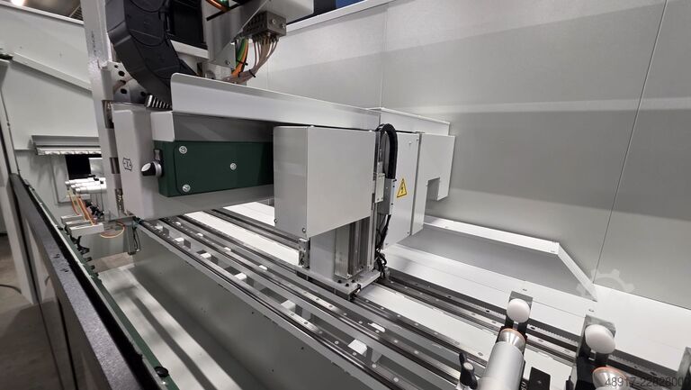 4-assige CNC bewerkingscentrum Fom Industrie FMC 230