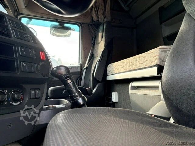 Standaard-SZM DAF XF 460 SUPERSPACECAB (ZF MANUAL GEARBOX / MX-BR...