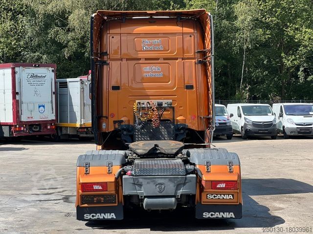 Standard SZM SCANIA R 620 V8 6x2 Liftachse Boogie Longline