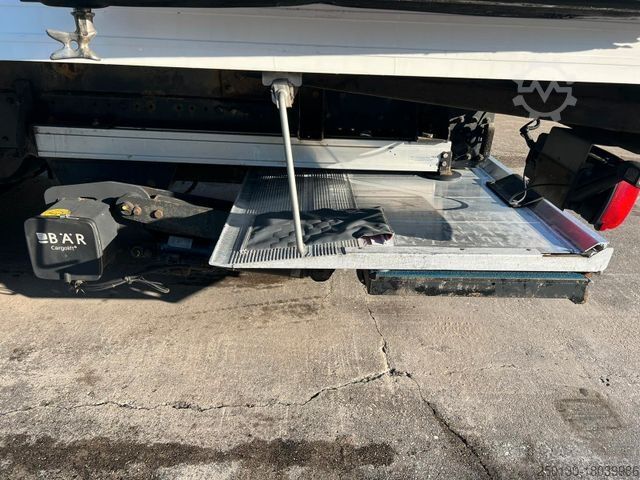 Chladírenský vůz MAN TGL 12.220 Kühlkoffer Carrier EasyCold mit LBW