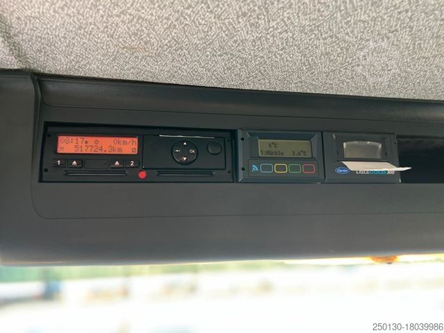 Chladírenský vůz MAN TGL 12.220 Kühlkoffer Carrier EasyCold mit LBW