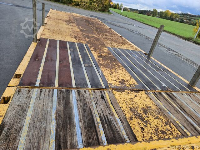 Semi-remorque surbaissée ES-GE 4.SOU-25-40.2N teleskopierbar