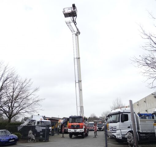 Hoogwerker vrachtwagen MAN FE 410 6X6 Feuerwehr Vema Lift 32 Meter
