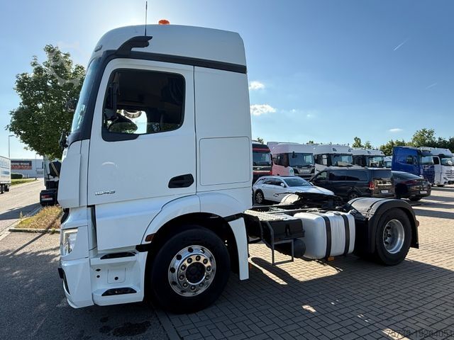 Standaard trekker MERCEDES-BENZ Actros 1843 LS/MirrorCam/StreamSpace/Xenon/EUR6D