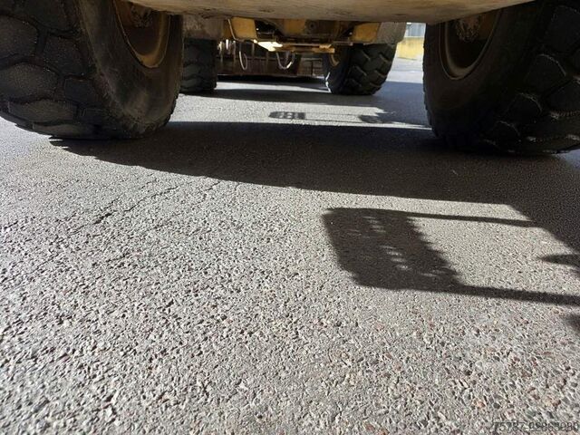 Φορτωτής με ελαστικά VOLVO L90H Radlader 4x4 Klima, Schnellwechsler