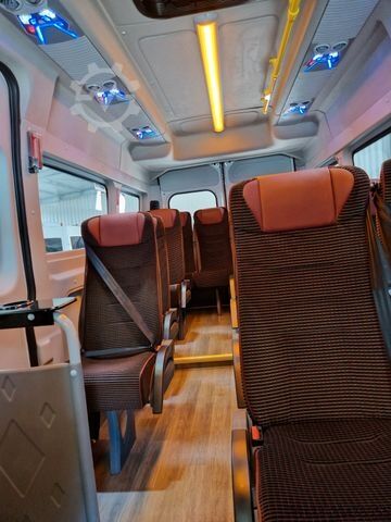 Minibusz PEUGEOT Opel Movano Fiat Ducato Boxer mehrfach vorhanden