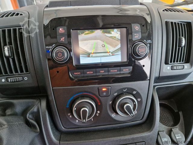 Minibusz PEUGEOT Opel Movano Fiat Ducato Boxer mehrfach vorhanden