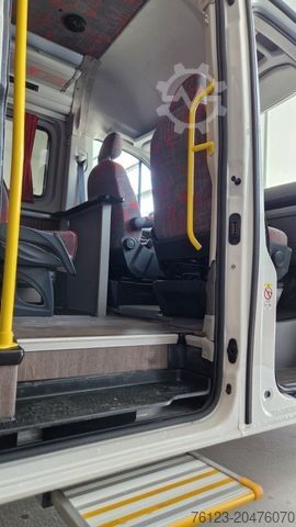 Kleinbus VOLKSWAGEN 3 x MAN TGE Lagerfahrzeug baugleich Crafter