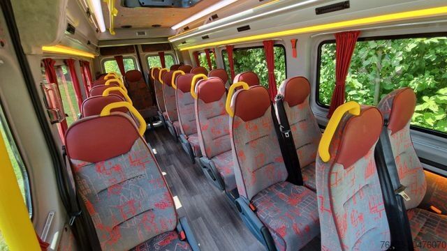 Minibusz VOLKSWAGEN 3 x MAN TGE Lagerfahrzeug baugleich Crafter