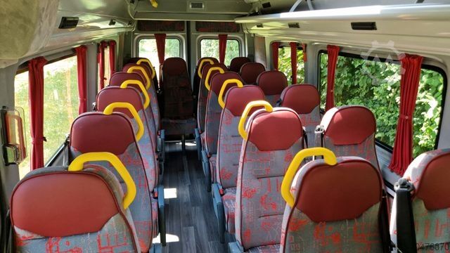 Kleinbus VOLKSWAGEN 3 x MAN TGE Lagerfahrzeug baugleich Crafter