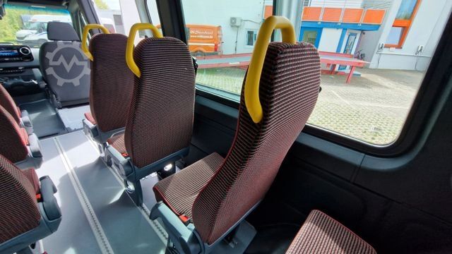 Minibusz MERCEDES-BENZ Sprinter Lord Light 22 Sitzer 3 x Lagerfahrzeug