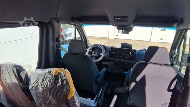 Minibusz MERCEDES-BENZ Sprinter Lord Light 22 Sitzer 3 x Lagerfahrzeug