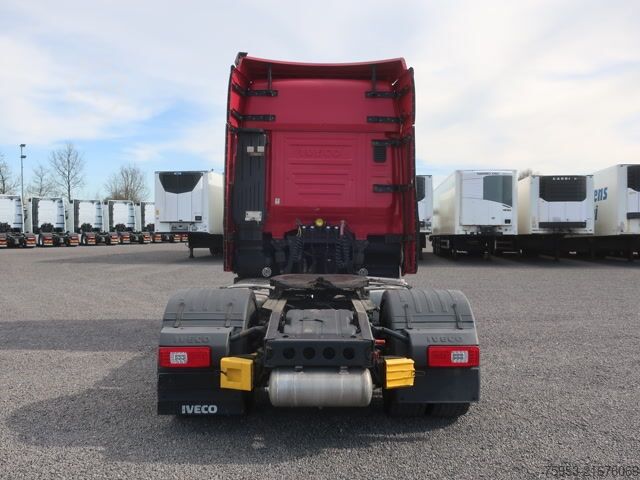 Standard tractor unit Iveco S-Way AS 440 S 46 Intarder PTO